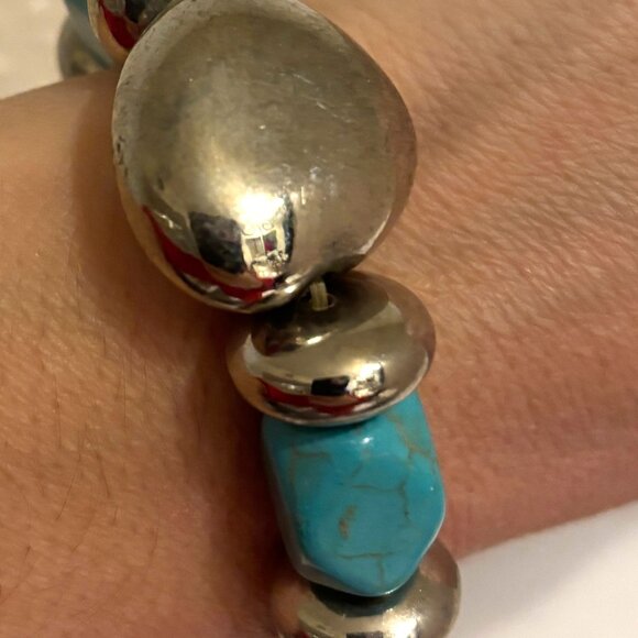 OSFA | Turquoise Nugget Bracelet - Picture 5 of 9